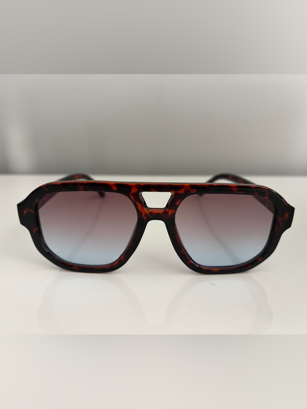 Vince Camuto Tortoiseshell Aviator Sunglasses - Brown Gradient Lenses